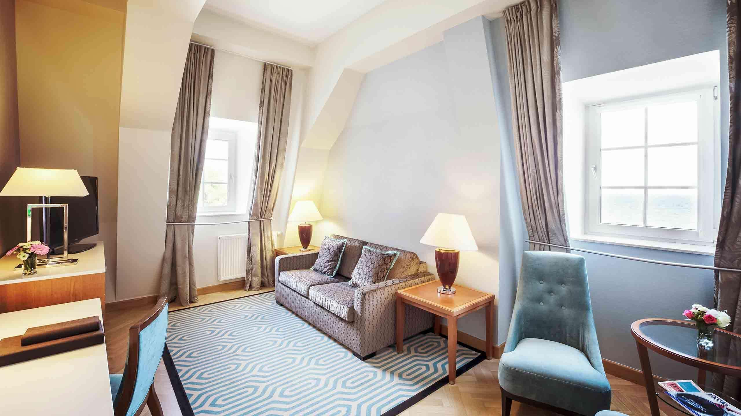 ホテル ソフィテル グランド ソポト エクステリア 写真 A suite at the hotel