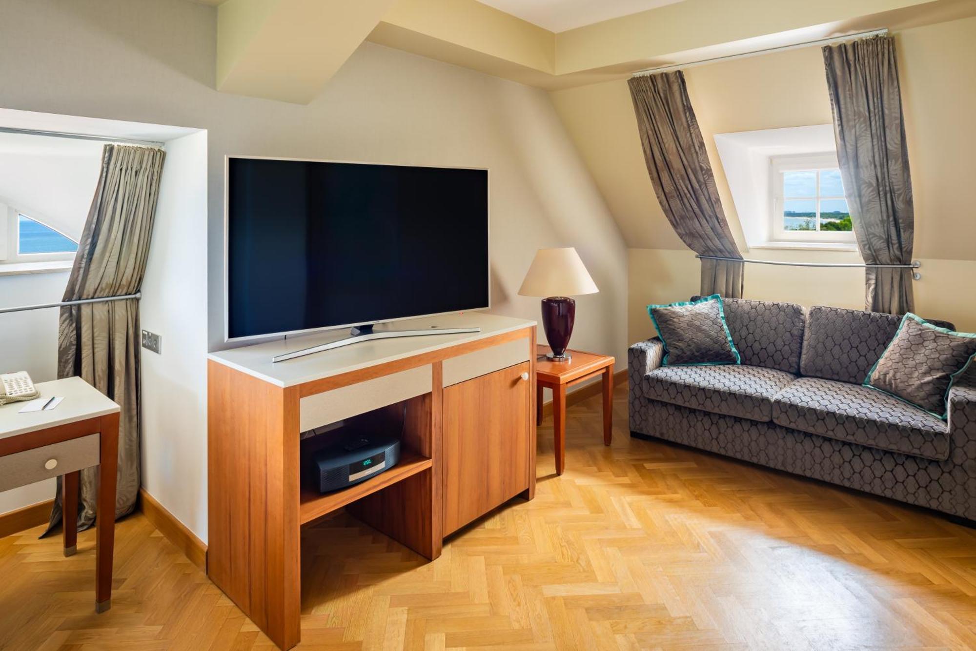 ホテル ソフィテル グランド ソポト エクステリア 写真 A room at the Hotel