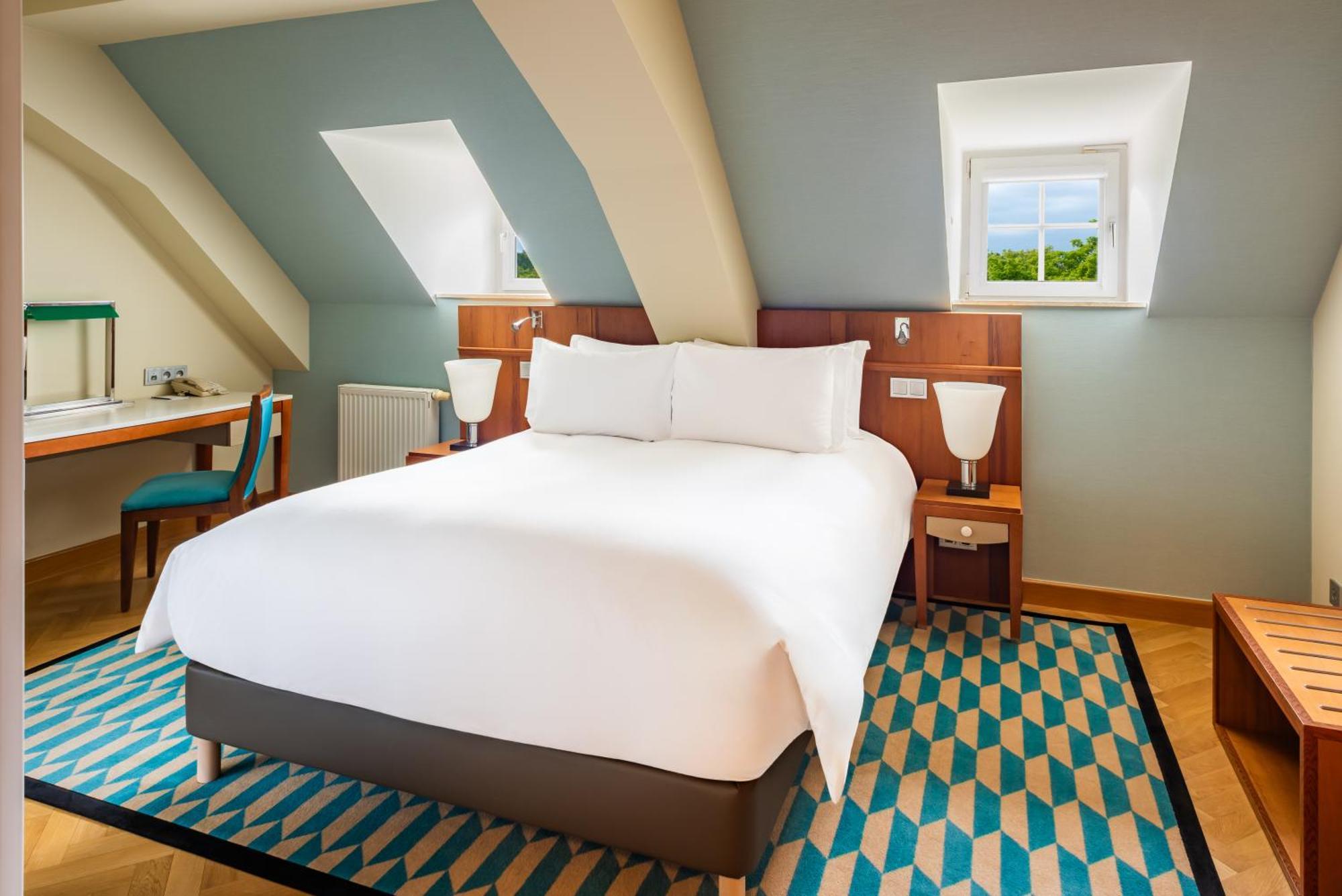 ホテル ソフィテル グランド ソポト エクステリア 写真 A bedroom at the hotel