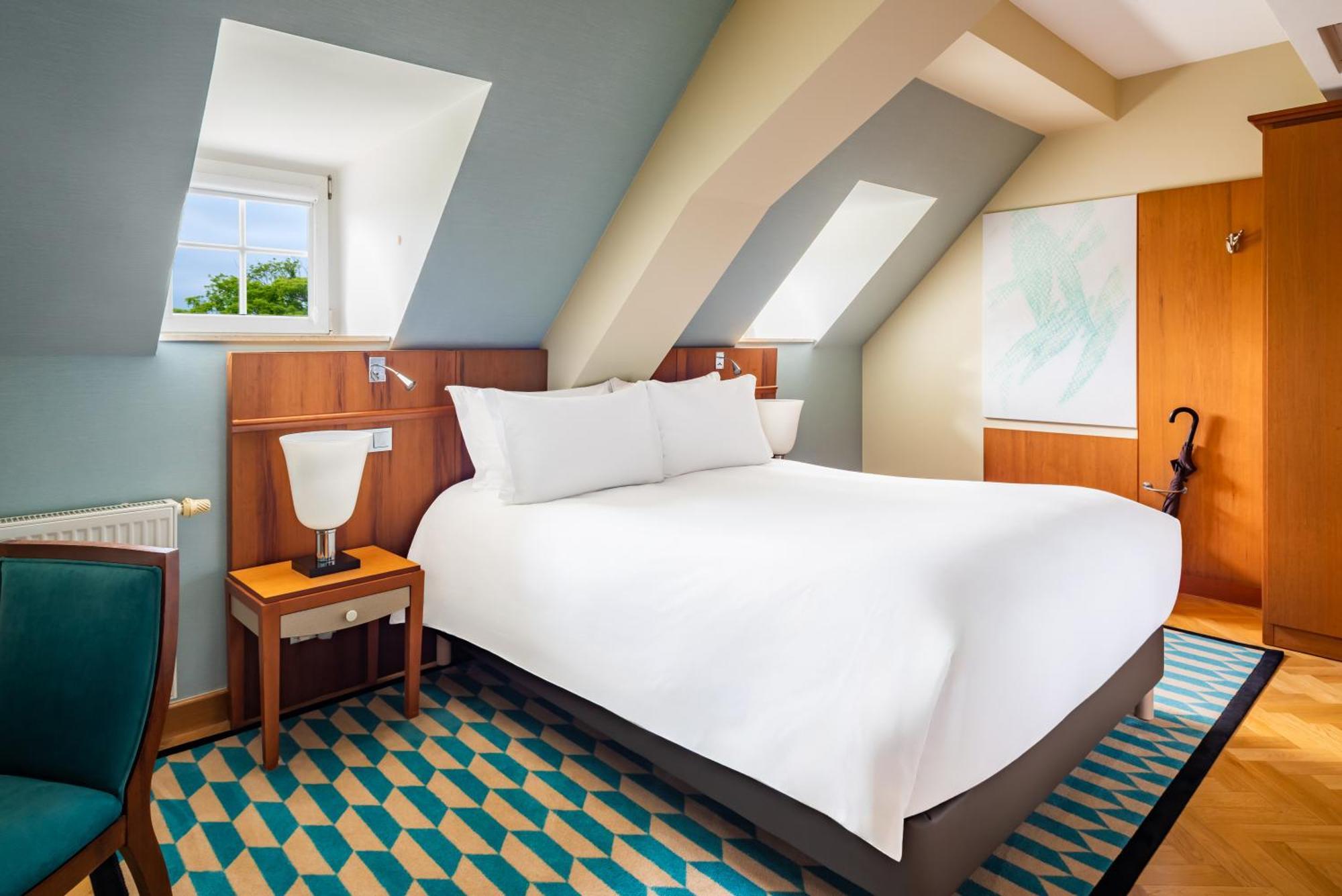ホテル ソフィテル グランド ソポト エクステリア 写真 A room at the hotel