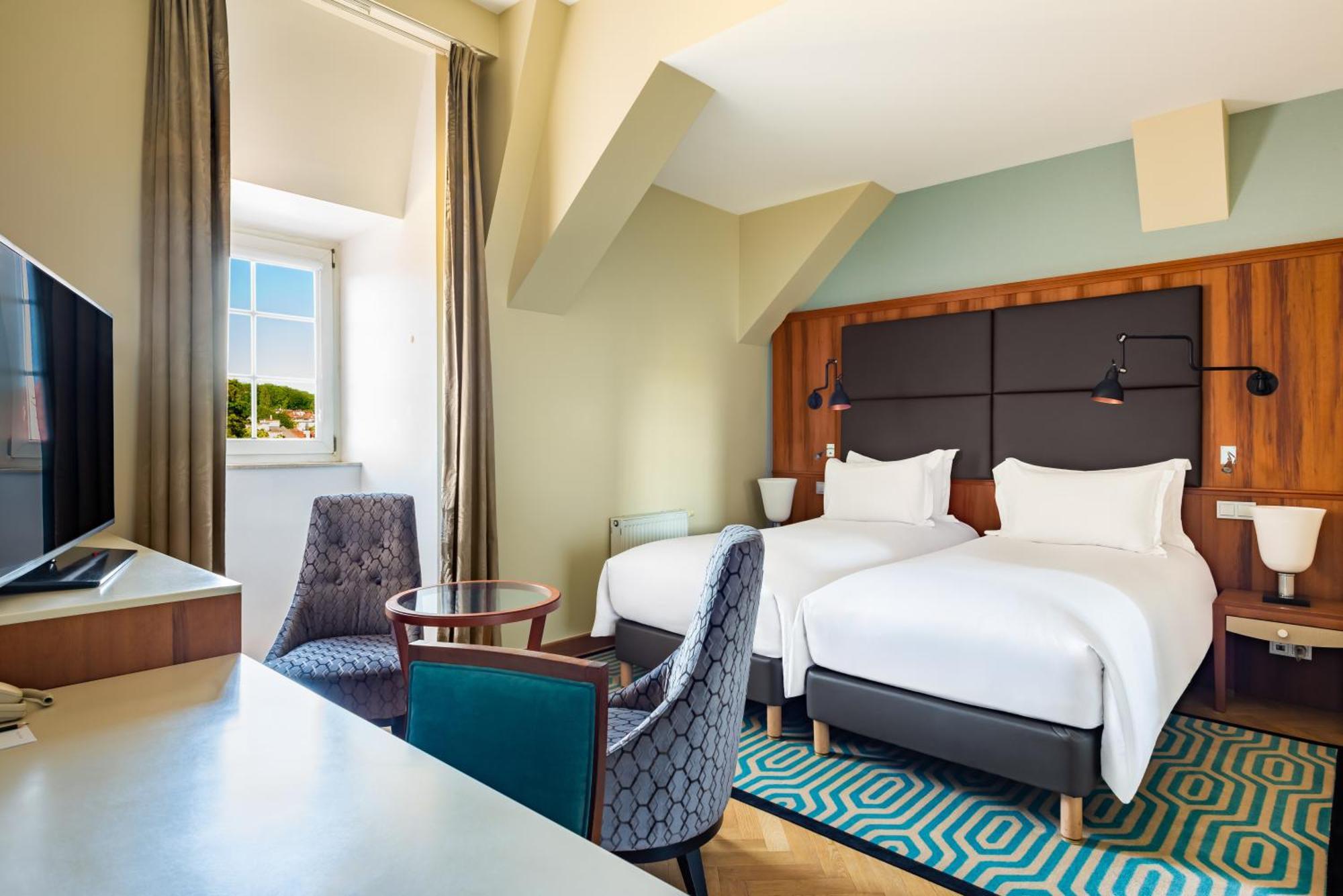 ホテル ソフィテル グランド ソポト エクステリア 写真 A room at the hotel
