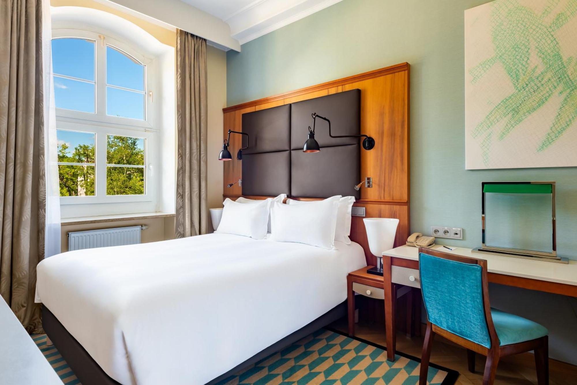 ホテル ソフィテル グランド ソポト エクステリア 写真 A room at the hotel